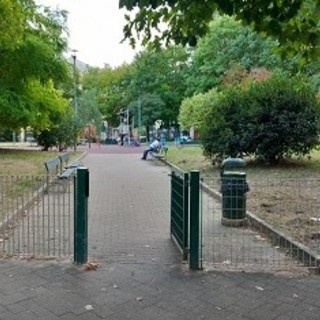 Sistemate le recinzioni ai giardini Buscalioni e Toti