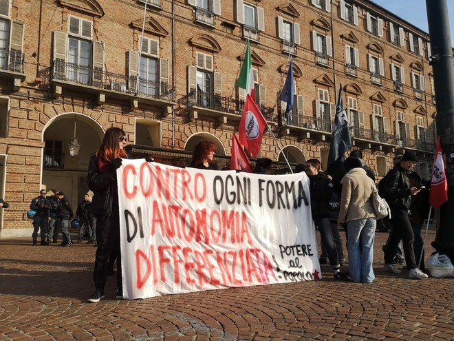 Contro ogni forma di autonomia differenziata, sit-in davanti alla Prefettura