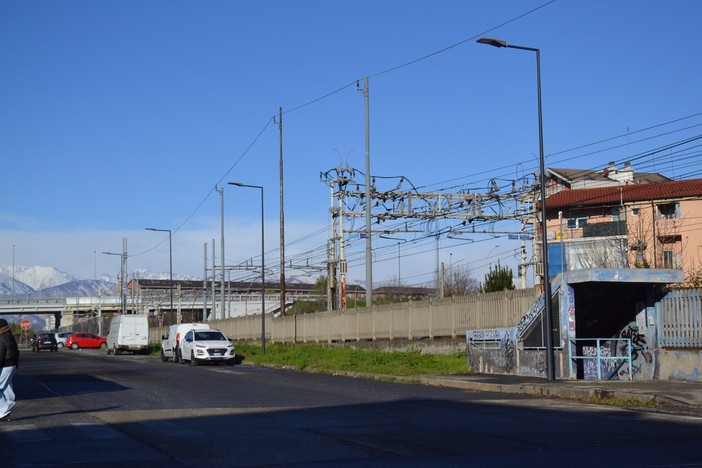 A Grugliasco da oggi al 6 dicembre sottopasso ferroviario chiuso per lavori