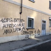 Il corteo degli anarchici imbratta Torino, negozianti sul piede di guerra: &quot;Chi paga i danni? Noi no&quot;