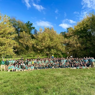 scout in un prato