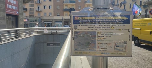 Ultimo giorno di Metro, ecco i qr code che aiutano a trovare la fermata dell'autobus sostitutivo