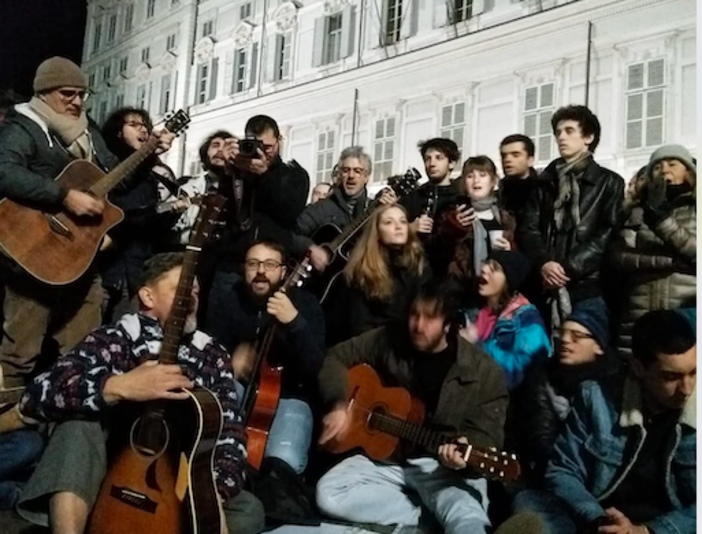 Torino ricorda Fabrizio De André con la serata evento in piazzetta Reale