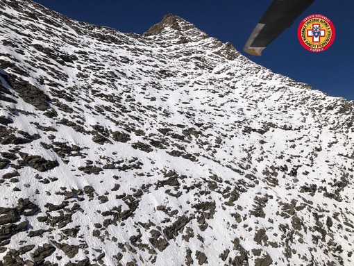 Tragedia a Mompantero: escursionista precipita e muore mentre cerca di arrivare in cima al Rocciamelone