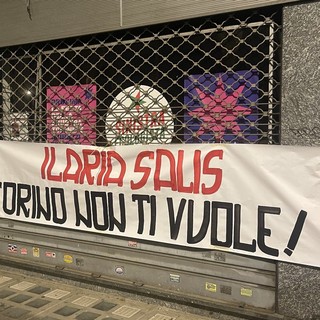 Striscioni contro Ilaria Salis, AVS: &quot;Intimidazioni gravi, ma non ci facciamo spaventare&quot;