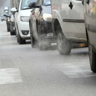 Misure antismog, da domani fino a lunedì 30 dicembre scatta la misura arancio