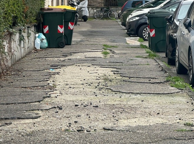 Voragini e manto disastroso in Strada Alberoni: &quot;Nel 2025 riasfaltatura totale&quot;