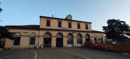 La stazione di Chieri (foto d'archivio)