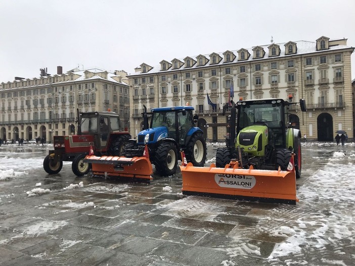 Meteo, domani Torino attende la prima neve: già pronto il &quot;piano operativo&quot;