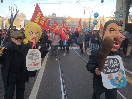 manifestazione in centro a Torino