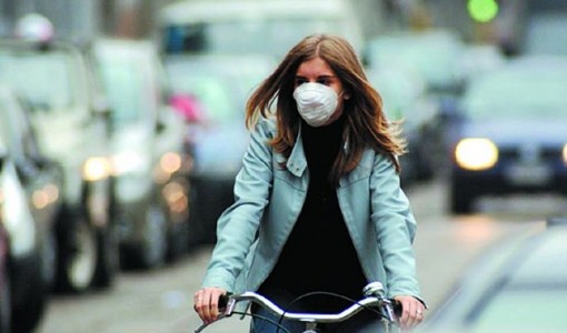 Semaforo antismog: resta in vigore il livello arancio fino al 3 gennaio. Sospese le limitazioni solo il 1° dell'anno