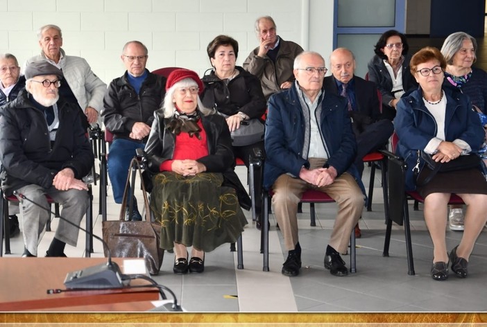 sposi che celebrano i 50 anni di matrimonio