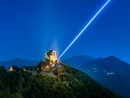 Val di Susa, da stasera per una settimana la Sacra di San Michele sarà illuminata dalla &quot;Spada d Luce&quot; dell'Arcangelo