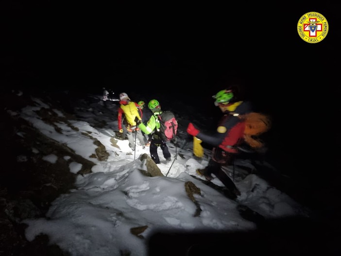 Bloccati dalla neve, sette escursionisti portati in salvo dal Soccorso Alpino (foto d'archivio)