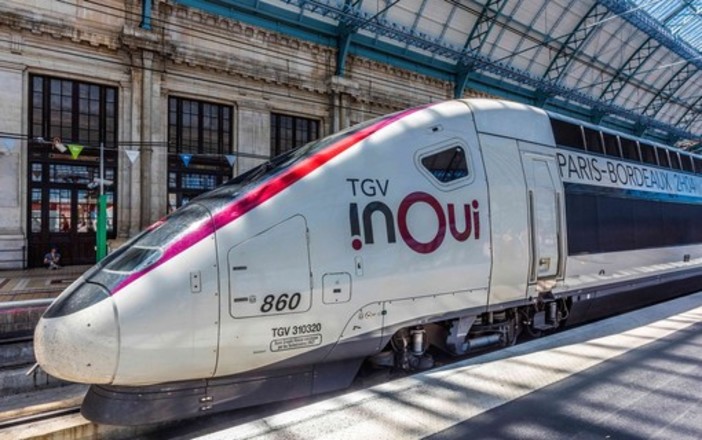 Riecco il TGV: il collegamento ferroviario tra Italia e Francia è parzialmente riaperto (ma con l'aiuto del bus)