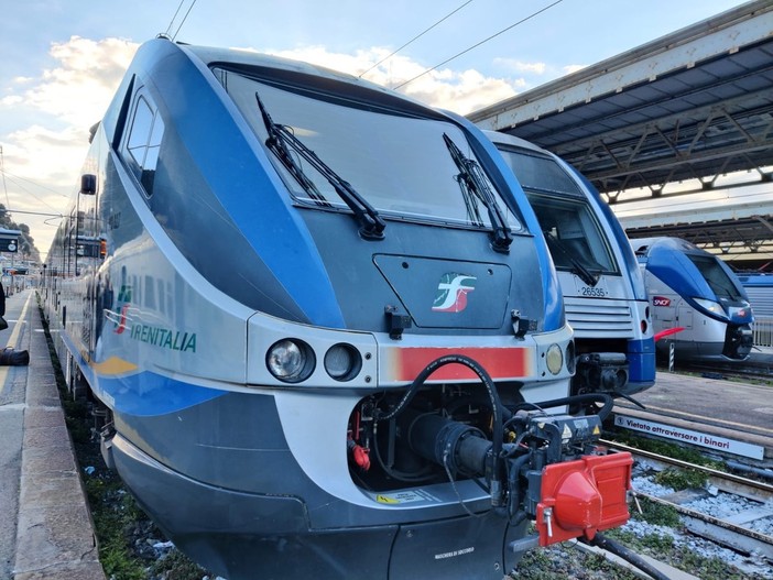 Immagine di repertorio di un convoglio ferroviario