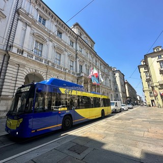 bus nelle vie di Torino