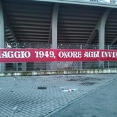 striscione appeso al Filadelfia