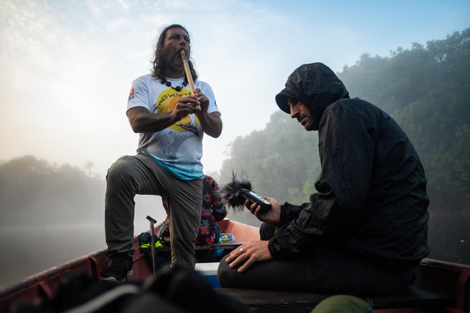 La musica globale di Go Dugong e Carlos Conde sul palco dello sPAZIO211