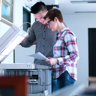 Cartucce e stampanti per l’ufficio: come ottimizzare costi e prestazioni