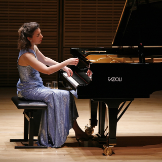 Lingotto Musica: le Variazioni Goldberg secondo Angela Hewitt il concerto in Sala 500