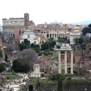 Roma, domani è domenica ecologica: blocco auto nella Fascia Verde