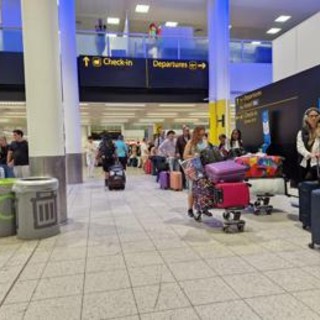 Londra, evacuato terminal aeroporto Gatwick per &quot;incidente di sicurezza&quot;