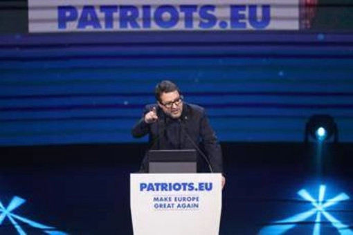 Salvini al vertice dei Patrioti Ue: &quot;È ora di cambiare come ha fatto Trump&quot;