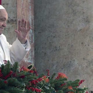 Il Papa ricoverato al Gemelli per accertamenti e cure per la bronchite