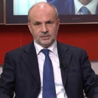 Chirurgia, Schillaci: &quot;Nostra eccellenza, confermata proroga scudo penale per 2025&quot;