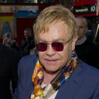 Elton John: &quot;Ho avuto una grave infezione ad un occhio, ci vedo poco&quot;