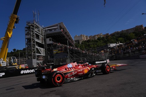 Leclerc trionfa nella “sua” Monaco davanti a Piastri e Sainz
