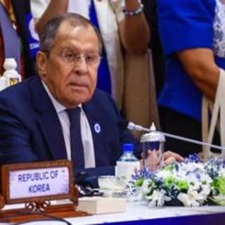 Ucraina, Lavrov: &quot;Russia disposta a negoziare ma accordo deve essere inviolabile&quot;