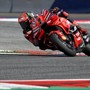 MotoGp Emilia-Romagna, Bagnaia cade a 7 giri dal termine