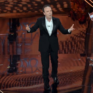 Sanremo, questa sera ad aprire il Festival sarà Roberto Benigni