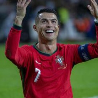 Ronaldo, &quot;decine di trattamenti estetici non pagati&quot;: un medico gli fa causa