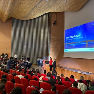 Intesa Sanpaolo incontra 800 studenti alla Federico II di Napoli