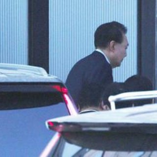 Corea del Sud, arrestato il presidente Yoon Suk-yeol