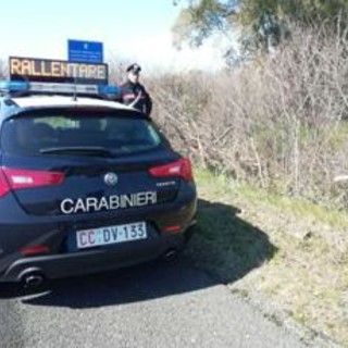 Auto fuori strada su A14 nel Ravennate, due morti