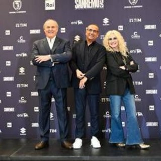 Sanremo 2025, prima serata: scaletta e cantanti, il programma