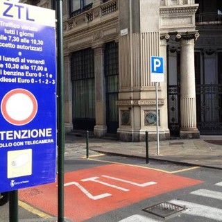 A Torino Ztl gratis nel 2025 per chi ha un'auto totalmente elettrica